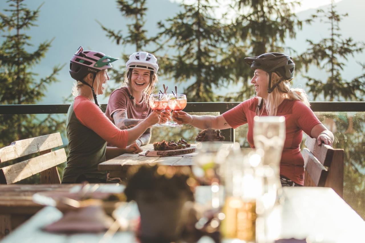 Thomsn Central Hotel & Appartements Saalbach-Hinterglemm Eksteriør bilde